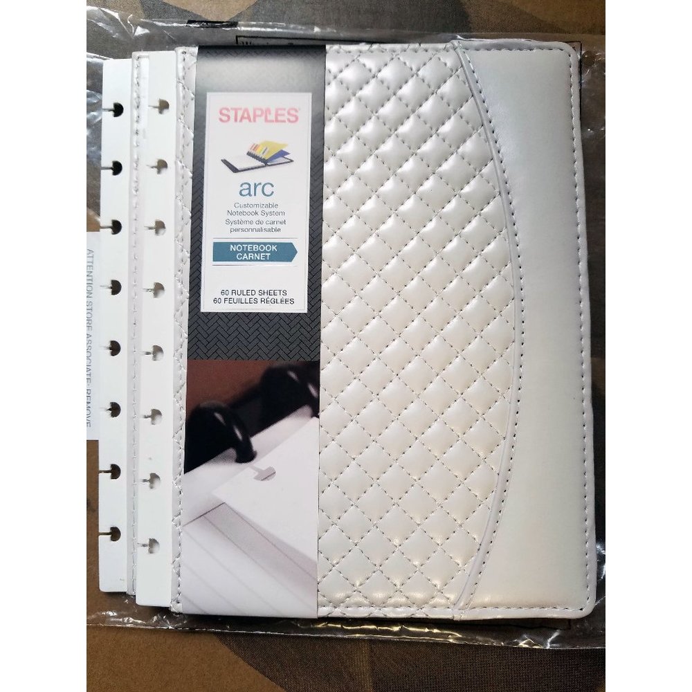 Staples Arc Notebook Cover